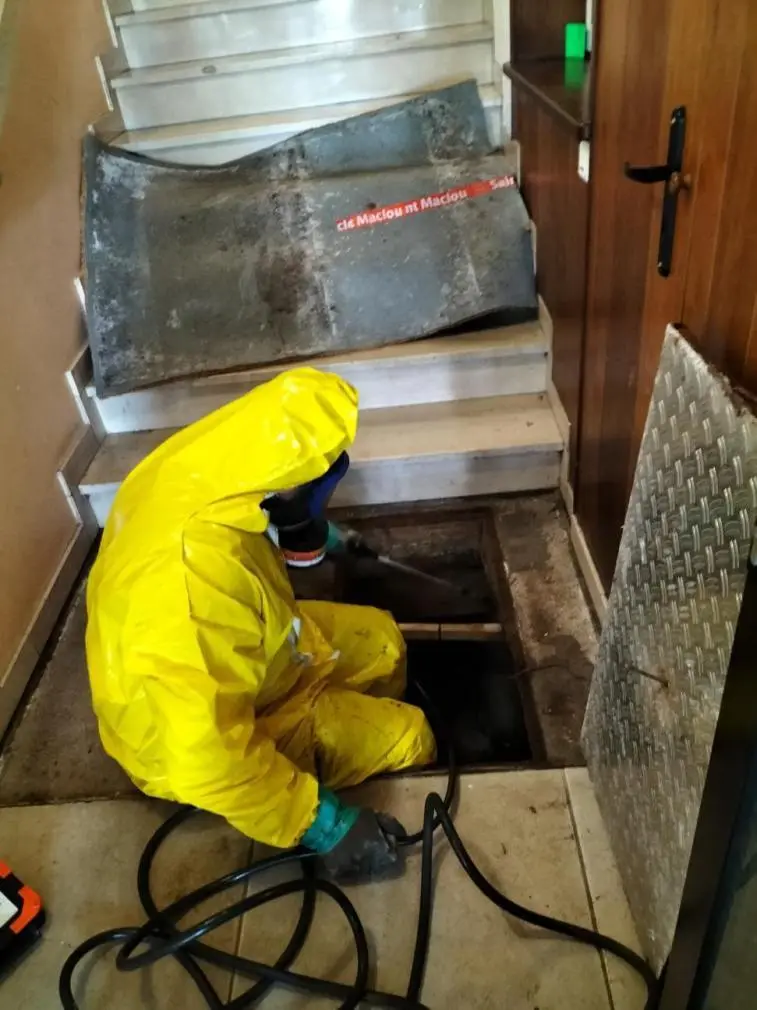 Traitement des vides sanitaires